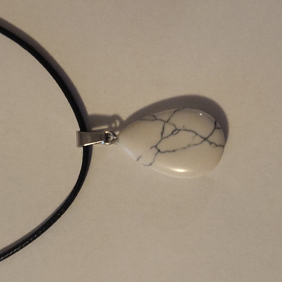 Necklace - Picture 2 of 2